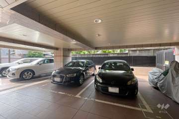 敷地内駐車場（屋内平面式）