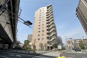 アクトピア北赤羽参番館の外観（南東側から）