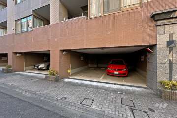 敷地内駐車場（屋内平面式）