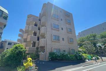 ローヤルシティ北赤羽の外観（北東側から）