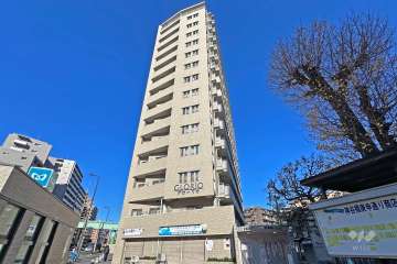 グローリオ王子神谷の外観（南東側から）