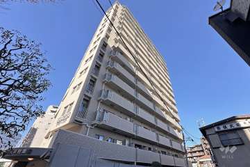 グローリオ王子神谷の外観（南東側から）