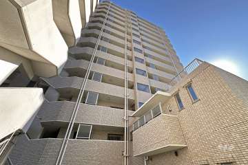 グローリオ王子神谷の外観（北西側から）