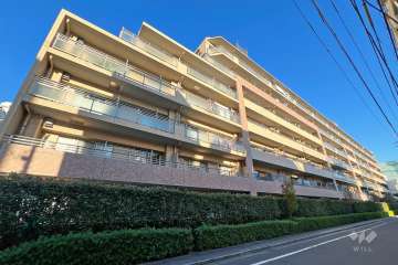 リーデンススクエア滝野川の外観（南西側から）