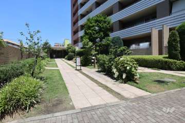 エントランスアプローチ