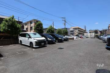 敷地内駐車場（屋外平面式）