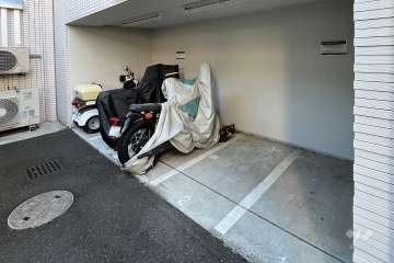 バイク置き場