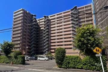 クリオレジダンス北赤羽の外観（北側から）