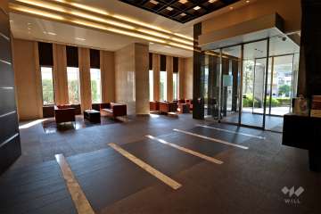 エントランスホール