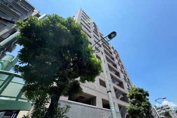 アーバンキャッスル王子の外観（南東側から）