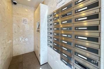 宅配ボックスと共用ポスト