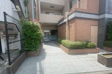 駐輪場の出入り口