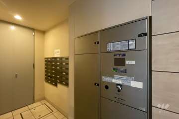 宅配ボックスと共用ポスト