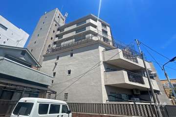 駒込台マンションの外観（南西側から）