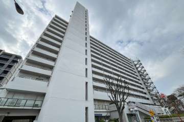 大林フローラ上中里の外観（北東側から）