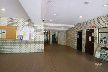 エントランスホール