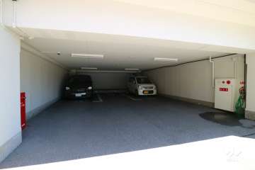 敷地内駐車場（屋内平面式）