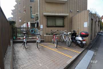 駐輪場・バイク置場