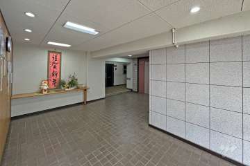 エントランスホール