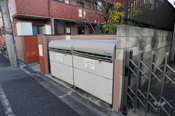ゴミ置き場