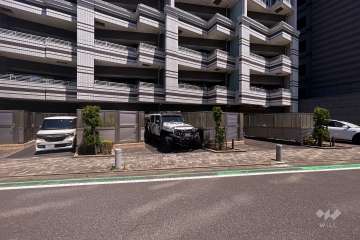 敷地内駐車場（屋外平面式）