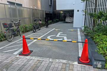 敷地内駐車場（屋外平面式）