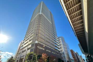 パークタワー滝野川の外観（北東側から）