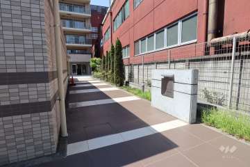 エントランスアプローチ