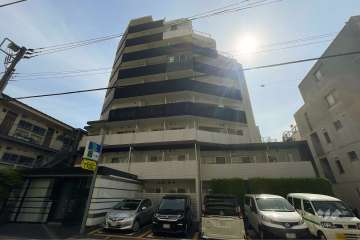 アクサス東十条アジールコートの外観（北東側から）