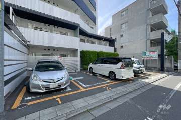 敷地内駐車場（屋外平面式）