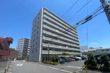 リリーゼ浮間舟渡の外観（南西側から）