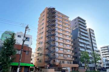 シンハイム第2東十条の外観（北東側から）　