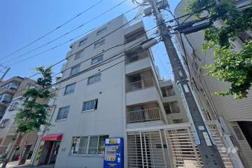 パーソナルハイツ飛鳥山の外観（北東側から）