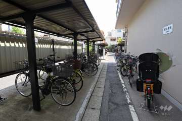 駐輪場