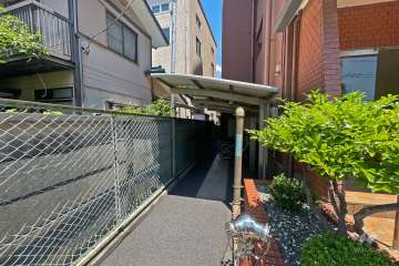 駐輪場（ルーフ付き）