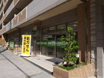 1階には店舗が入っています。
