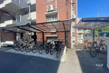 駐輪場（屋根付き）
