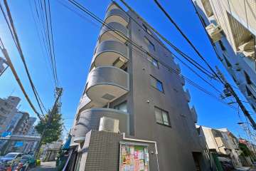 メインステージ十条の外観（南東側から）