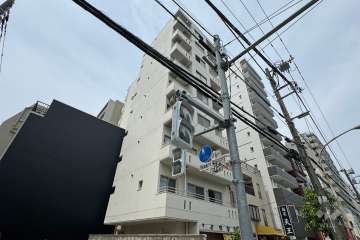 ニューファミール田端の外観（東側から）