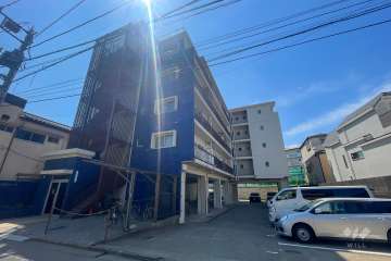 リーフハイツの外観（北西側から）