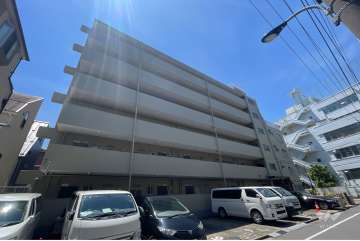 マルヨネマンションの外観（北東側から）