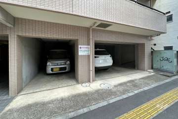 敷地内駐車場（屋外平面式）