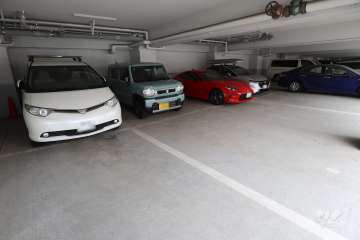 敷地内駐車場（屋内平面式）