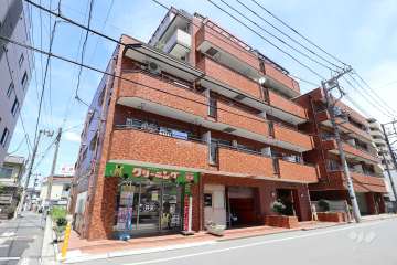 東十条ダイカンプラザの外観（南西側から）