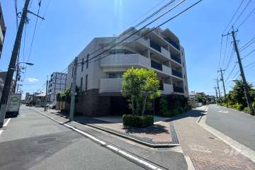 パークホームズ浮間公園の外観（北西側から）