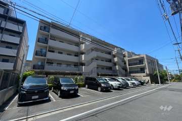 パークホームズ浮間公園の外観（北東側から）