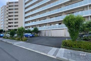 駐車場の出入り口