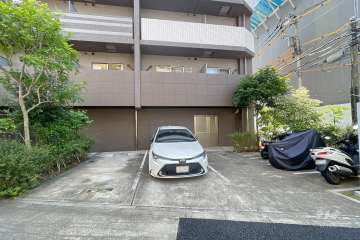 敷地内駐車場（屋外平面式）