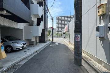 敷地北側の前面道路　