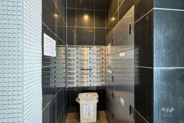 宅配ボックスと共用ポスト